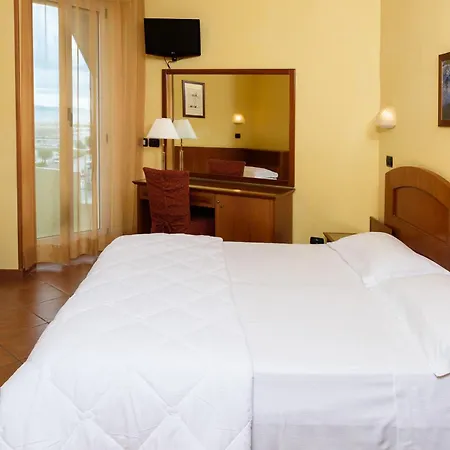 Hotel Audi Frontemare Rimini