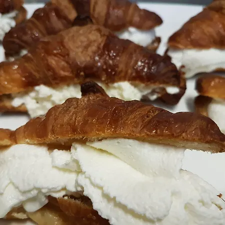 酒店 Audi Frontemare 3*