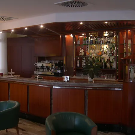 Hotell Audi Frontemare 3*