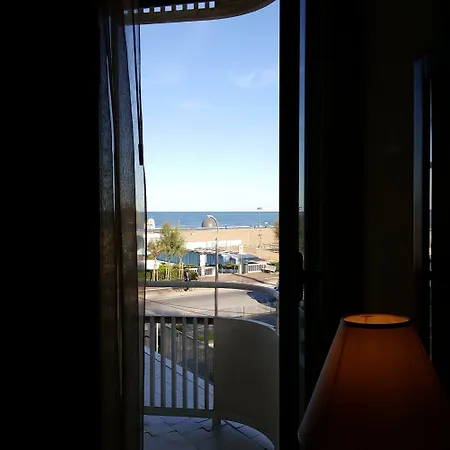 Audi Frontemare Hotell