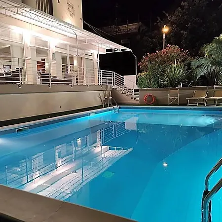 Hotel Audi Frontemare