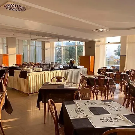 Hotel Audi Frontemare Rimini