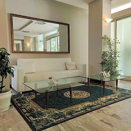 Hotel Audi Frontemare 3*