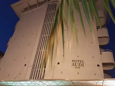Audi Frontemare 3* Римини