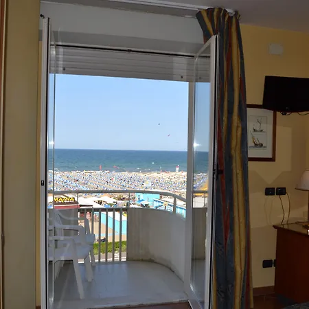 Audi Frontemare 3* Ρίμινι